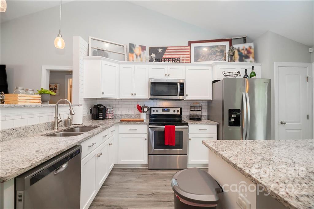 2204 Centergrove Road Kannapolis, NC 28083 - Photo 11 of 31 Gallery Image 11