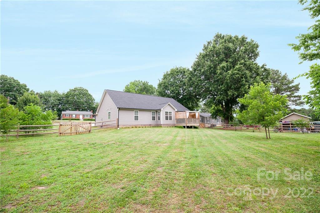 2204 Centergrove Road Kannapolis, NC 28083 - Photo 30 of 31 Gallery Image 30