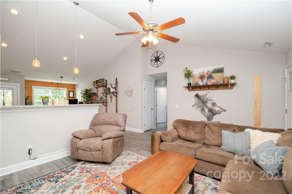 2204 Centergrove Road Kannapolis, NC 28083 - Photo 7 of 31 Gallery Image 7