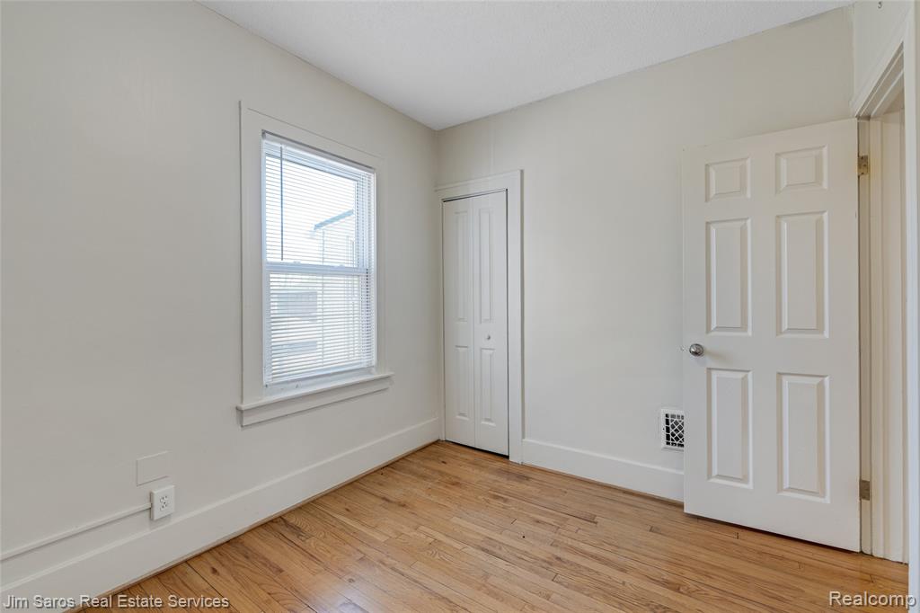 926-928 Nottingham Road Grosse Pointe Park, MI 48230 - Photo 12 of 51