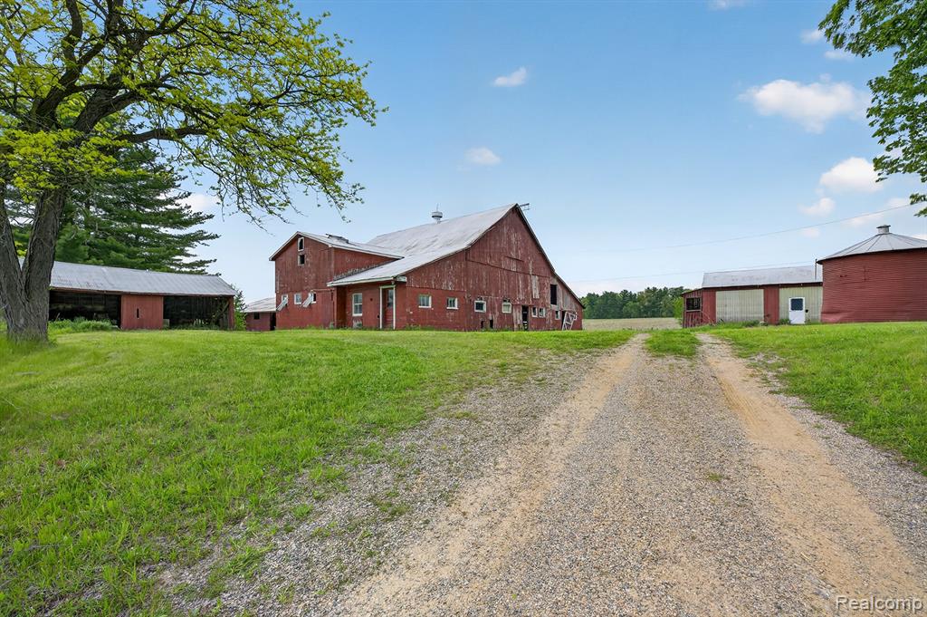 8103 East Baldwin Road Goodrich, MI 48438 - Photo 5 of 25