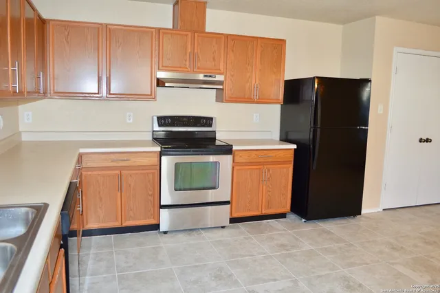 $1,675 | 7515 Escada Crest, San Antonio, TX 78254