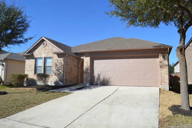 $1,675 | 7515 Escada Crest, San Antonio, TX 78254