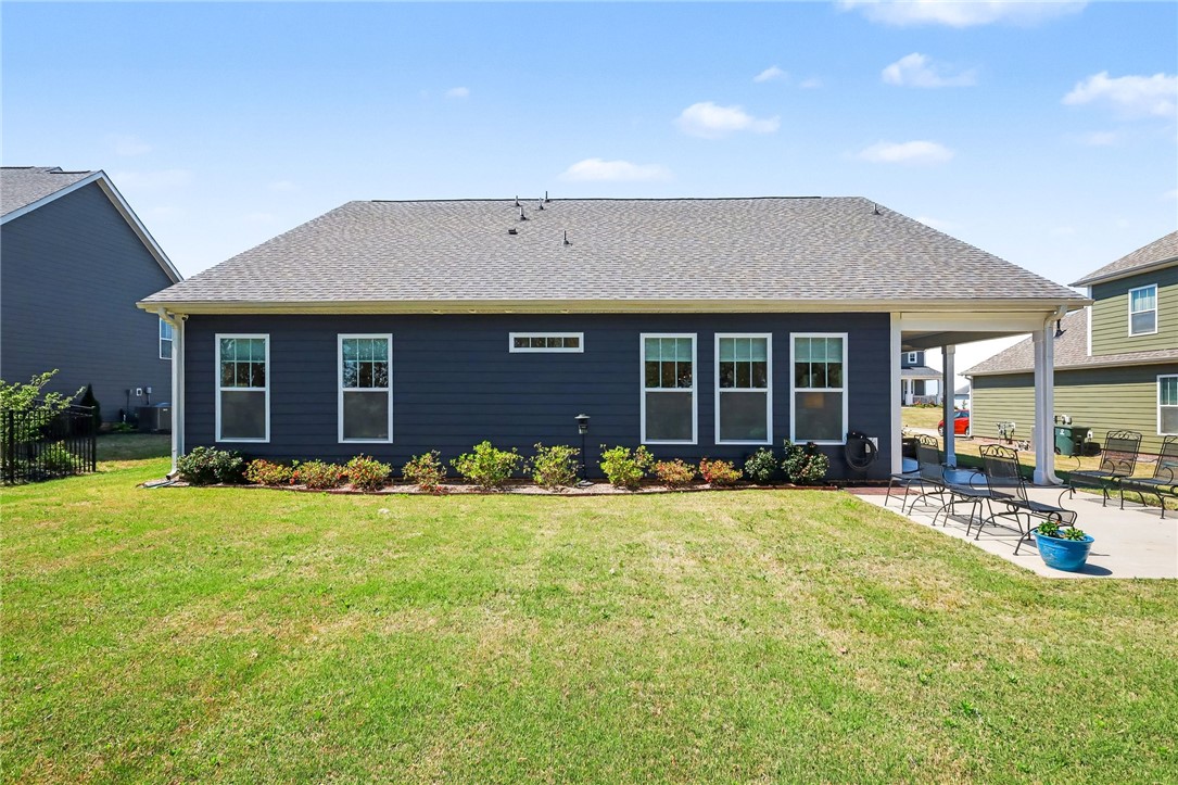 133 Ridgeline Row Central, SC 29630 - Photo 23 of 29 maintained yard.
