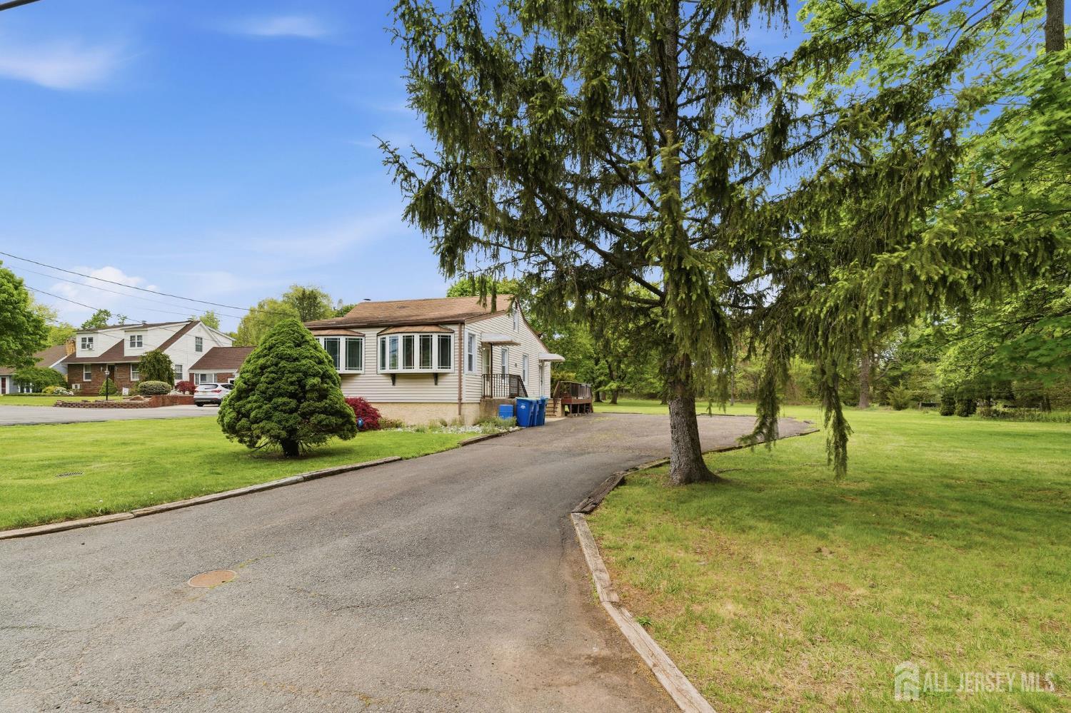 1965 Old Amwell Road Somerset, NJ 08873 - Photo 7 of 32