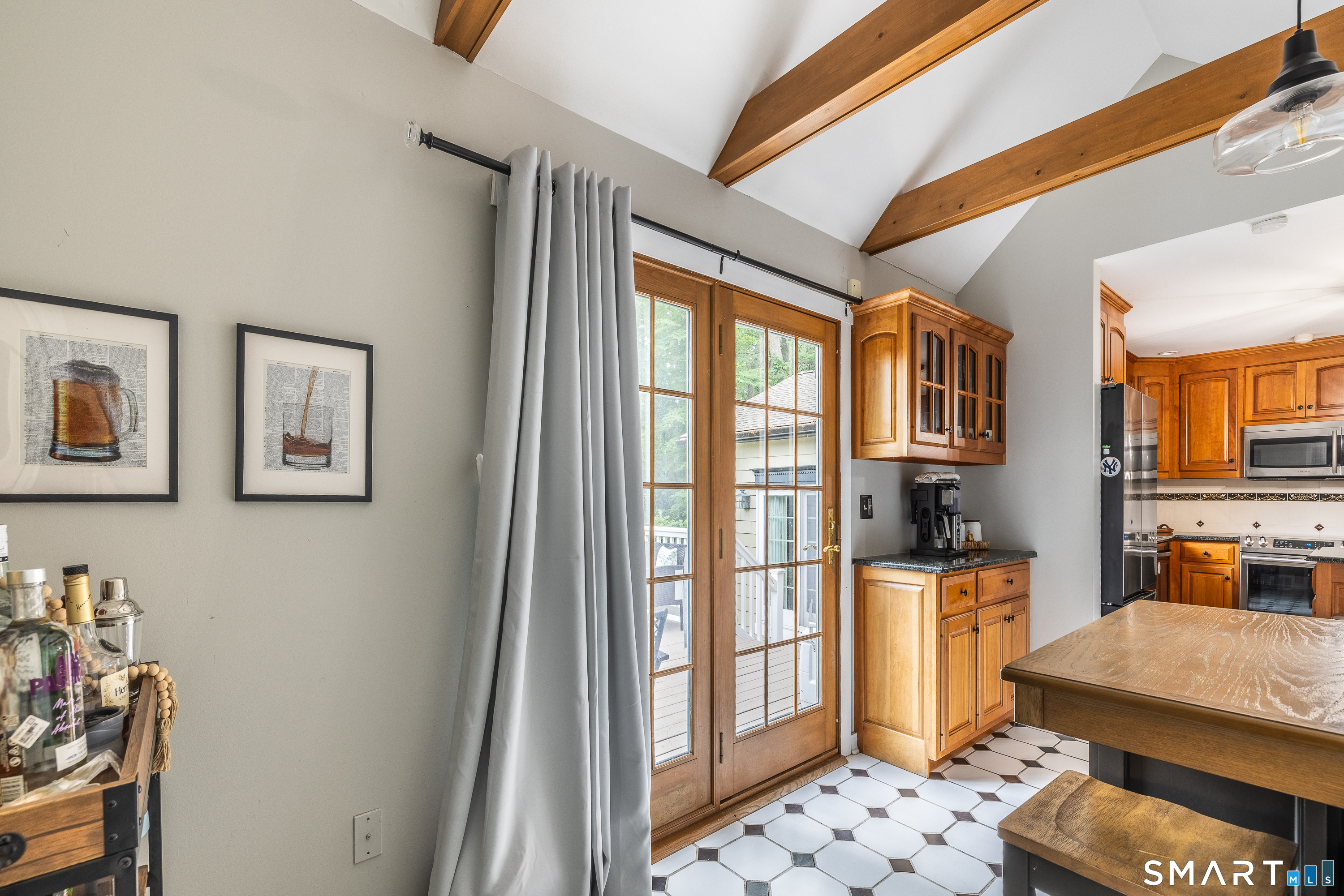 195 Luanne Road Stratford, CT 06614 - Photo 16 of 40
