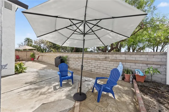 deck with table and chairs