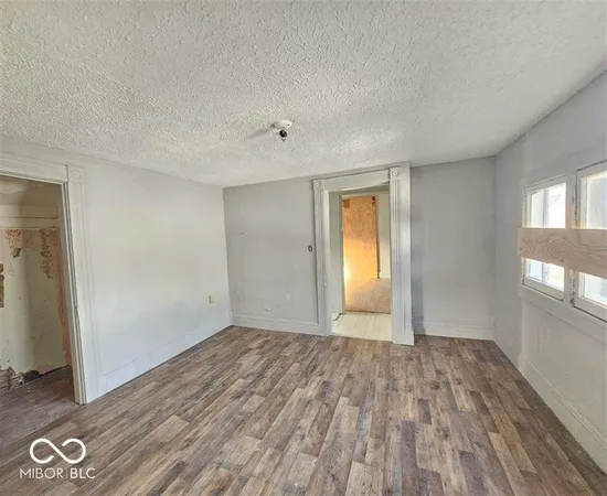 $79,799 | 422 South 18th Street, New Castle, IN 47362