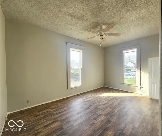 $79,799 | 422 South 18th Street, New Castle, IN 47362