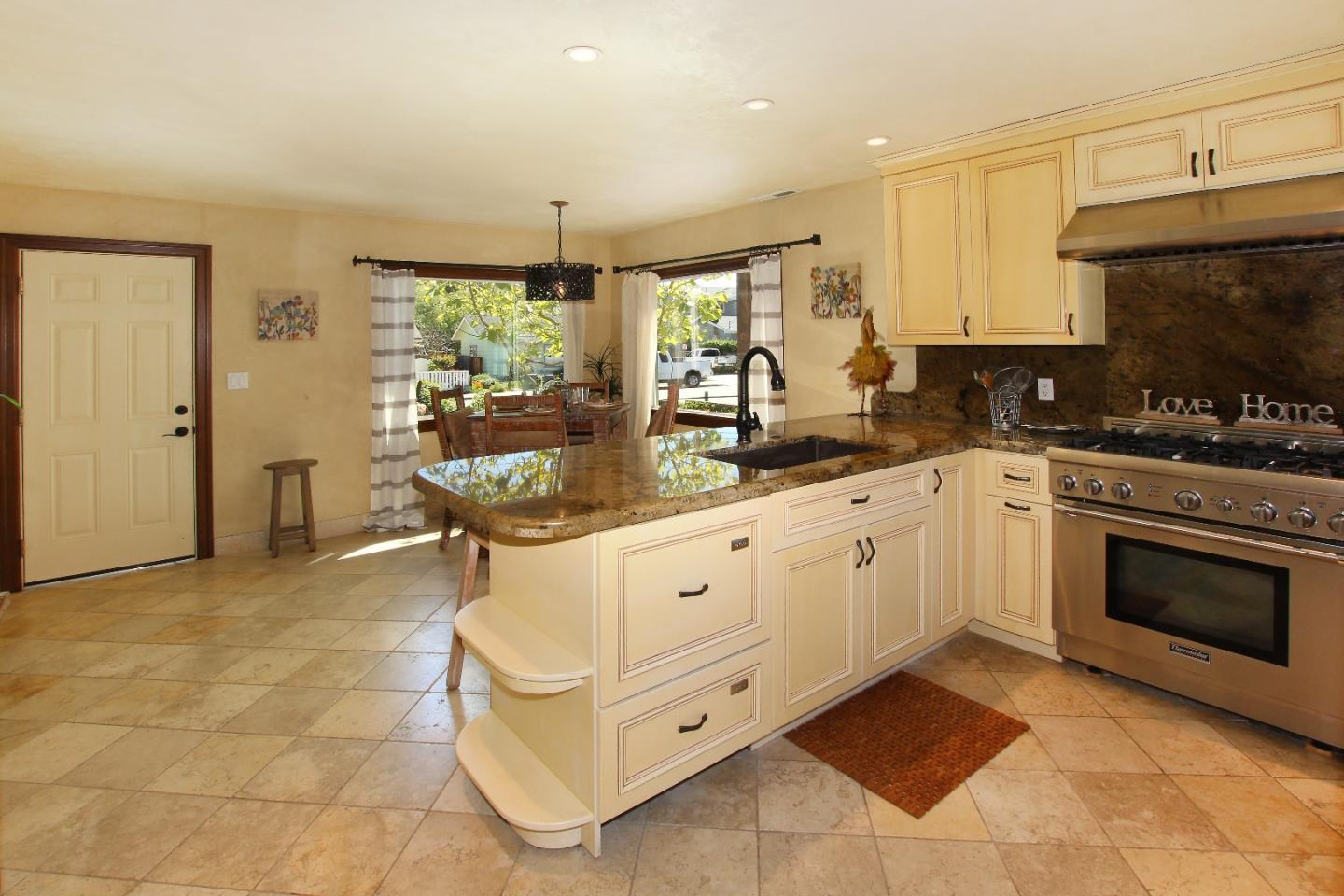 727 Rosedale Avenue Capitola, CA 95010 - Photo 13 of 59 Gallery Image 13