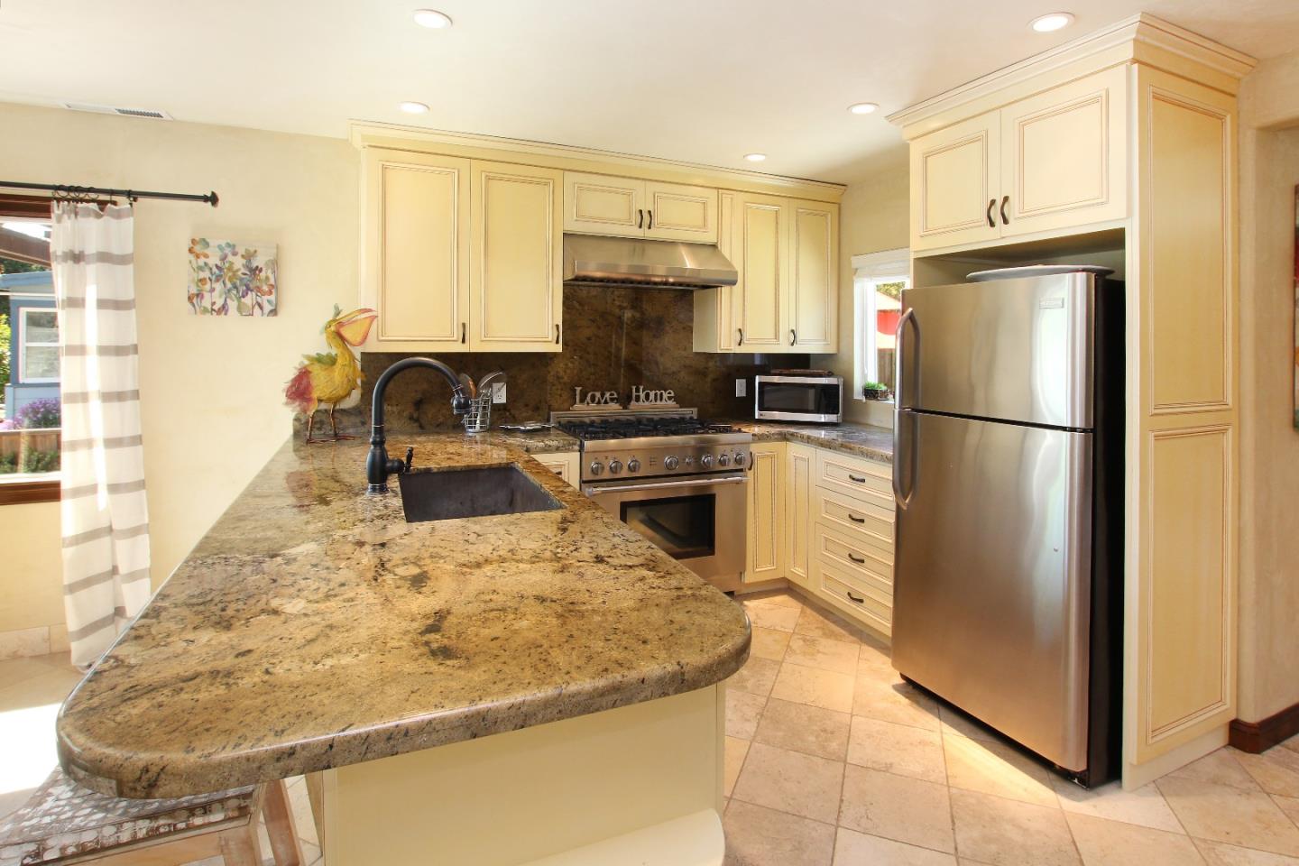 727 Rosedale Avenue Capitola, CA 95010 - Photo 18 of 59 Gallery Image 18