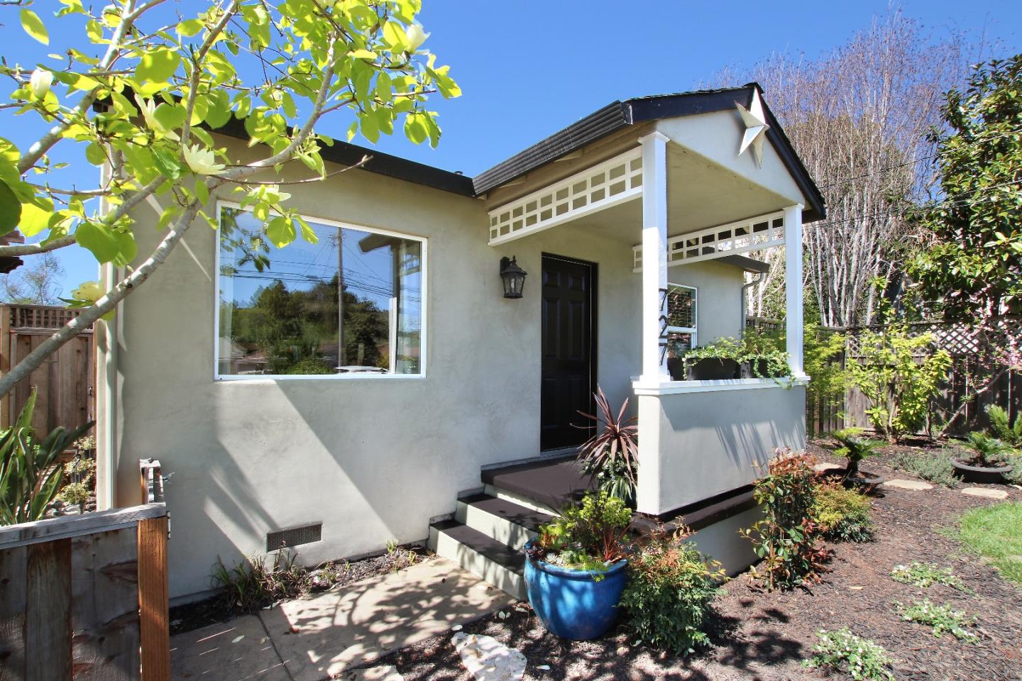 727 Rosedale Avenue Capitola, CA 95010 - Photo 6 of 59 Gallery Image 6