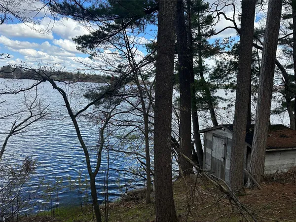 $135,000 | 1052 Gifford Avenue, Cameron, WI 54822