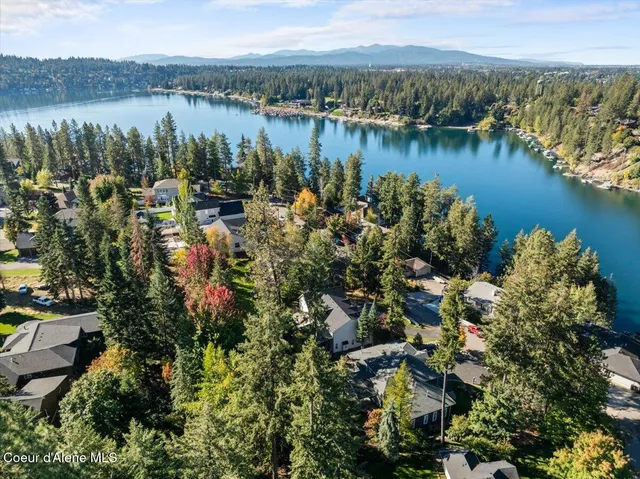 $1,395,000 | 2918 East Point Hayden Drive, Hayden Lake, ID 83835