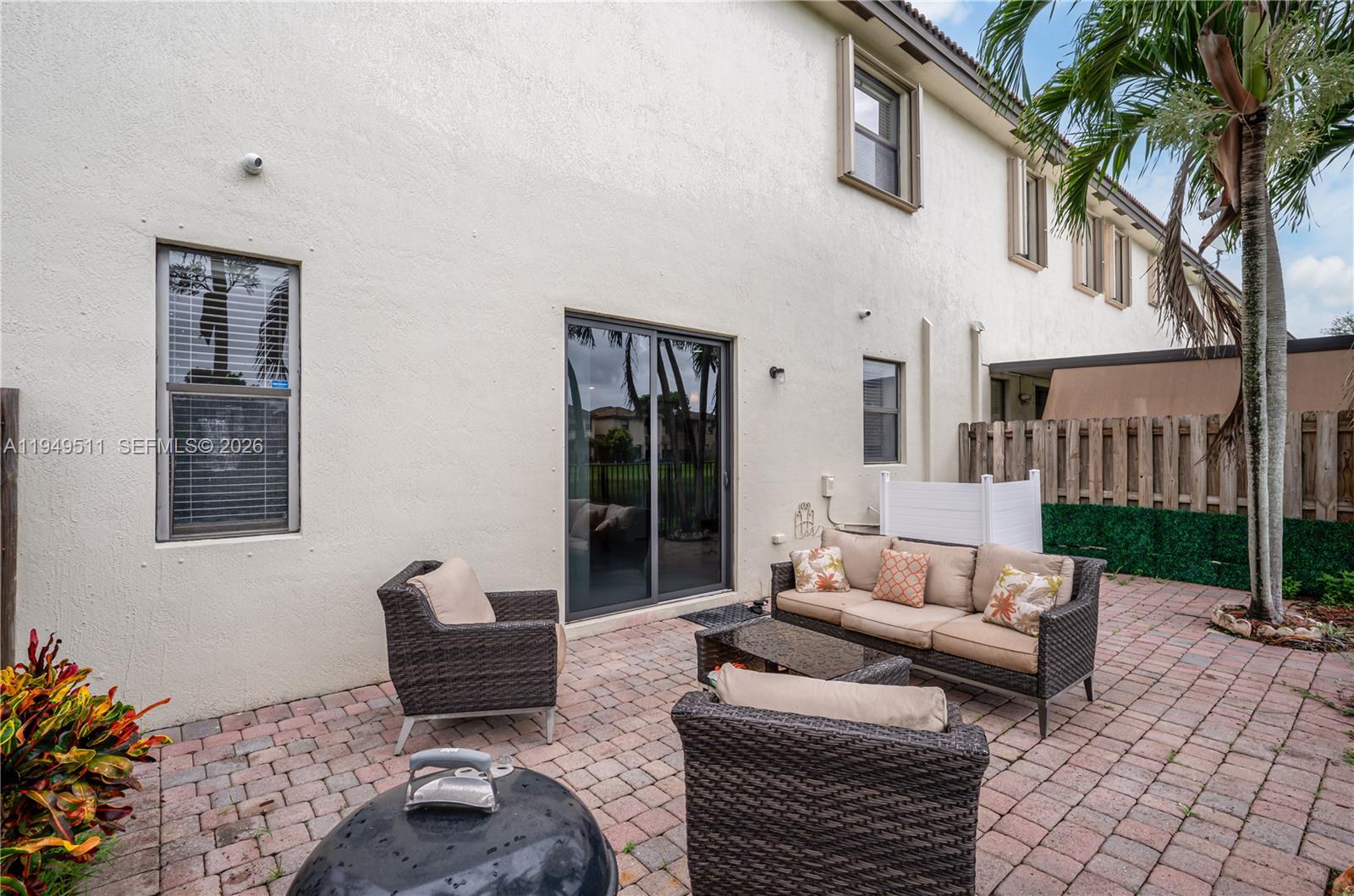 11382 Southwest 238th Street Homestead, FL 33032 - Photo 23 of 33