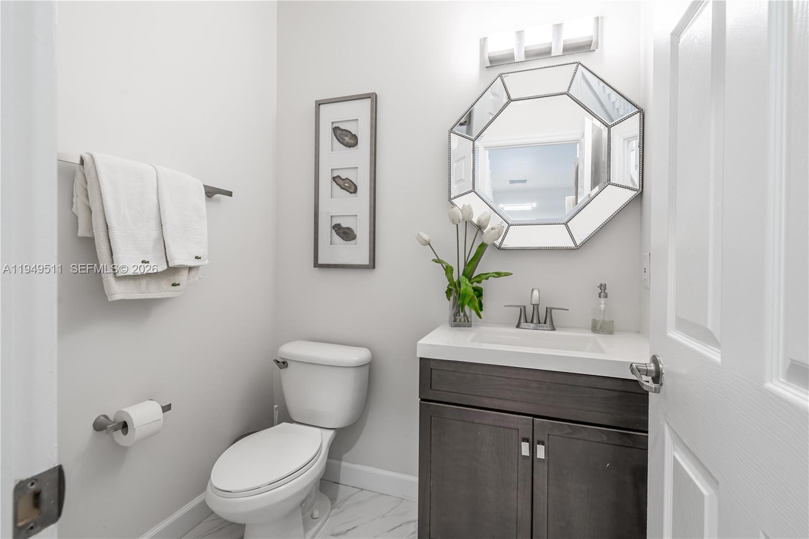 11382 Southwest 238th Street Homestead, FL 33032 - Photo 9 of 33