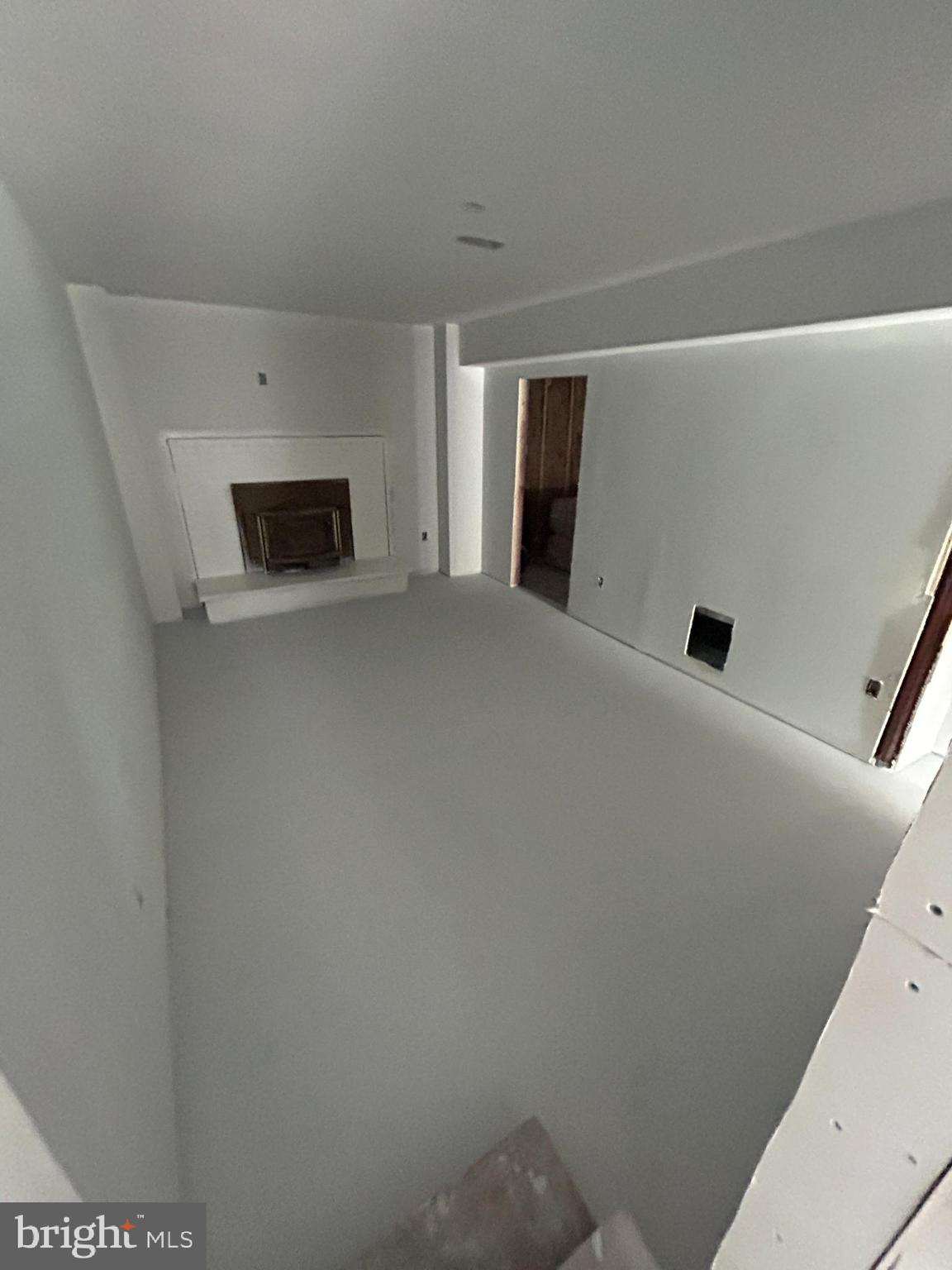 29007 Ridge Road Mount Airy, MD 21771 - Photo 15 of 24 Gallery Image 15