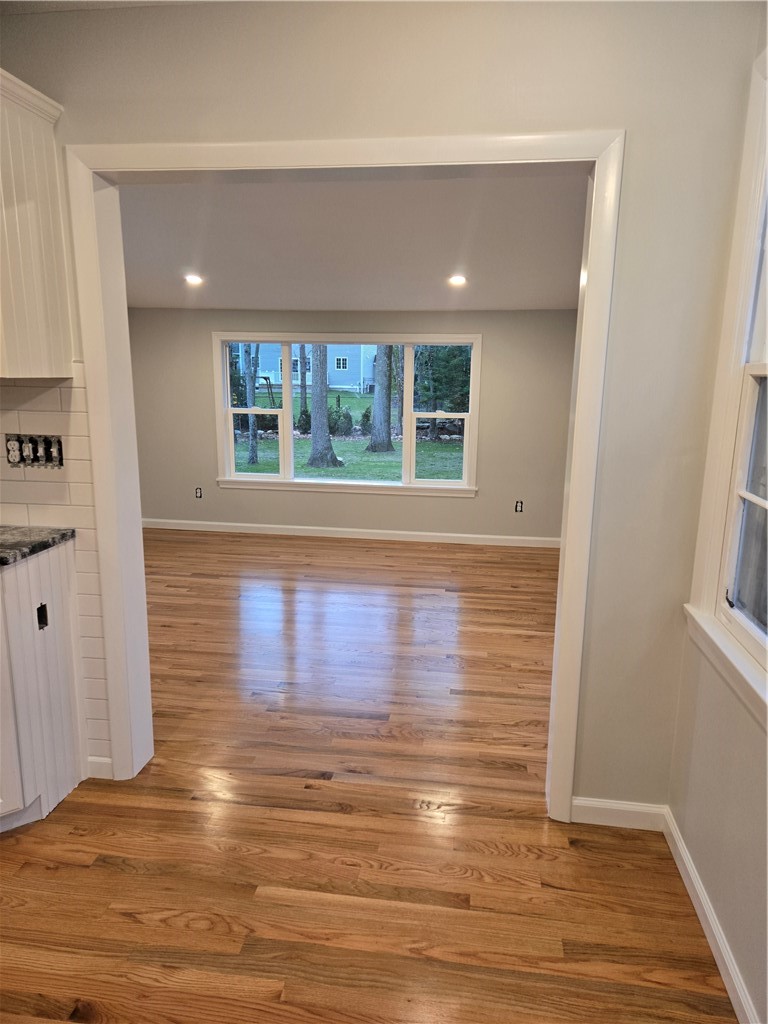 1 Angell Road Lincoln, RI 02865 - Photo 6 of 15