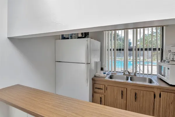 $150,000 | 2400 Winding Creek Boulevard, Unit 3202, Clearwater, FL 33761