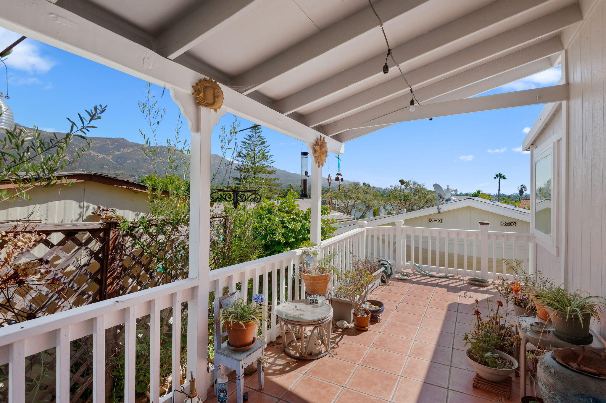 333 Old Mill Road, Unit 258 Santa Barbara, CA 93110 - Photo 18 of 20 24-web-or-mls-05 - Porch