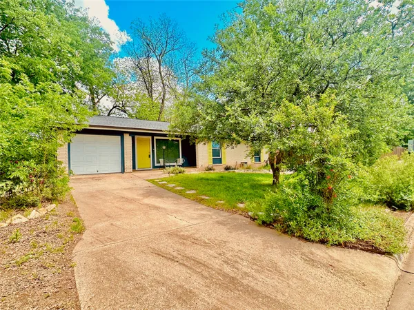 $2,495 | 4803 Everglade Drive, Austin, TX 78745