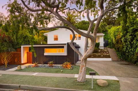 $2,695,000 | 1274 San Miguel Avenue, Santa Barbara, CA 93109