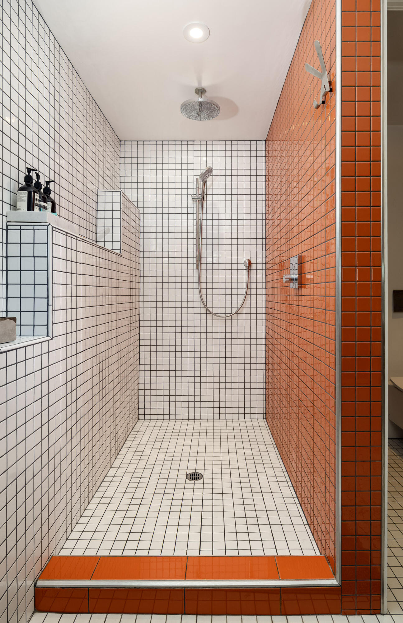 1274 San Miguel Avenue Santa Barbara, CA 93109 - Photo 18 of 20 ADU Bathroom Shower