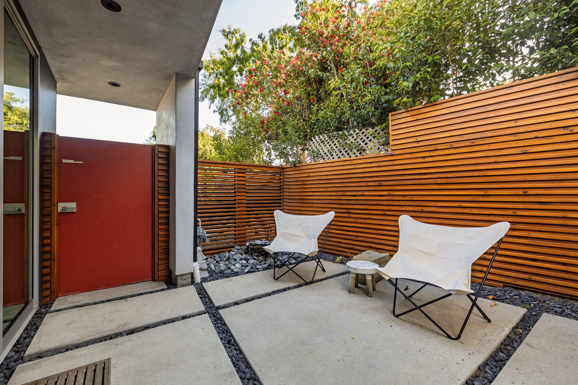 1274 San Miguel Avenue Santa Barbara, CA 93109 - Photo 19 of 20 Private Gated Entry to ADU