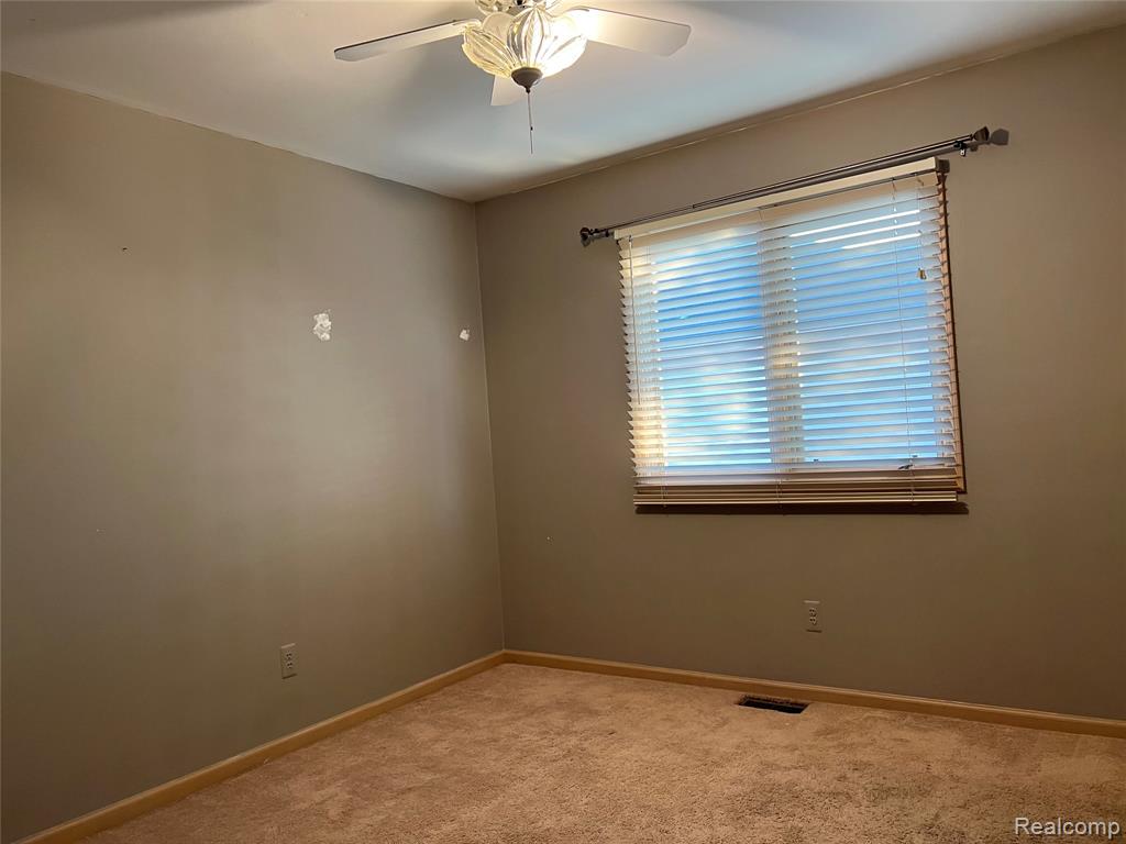 3263 Primrose Drive Rochester, MI 48307 - Photo 25 of 33