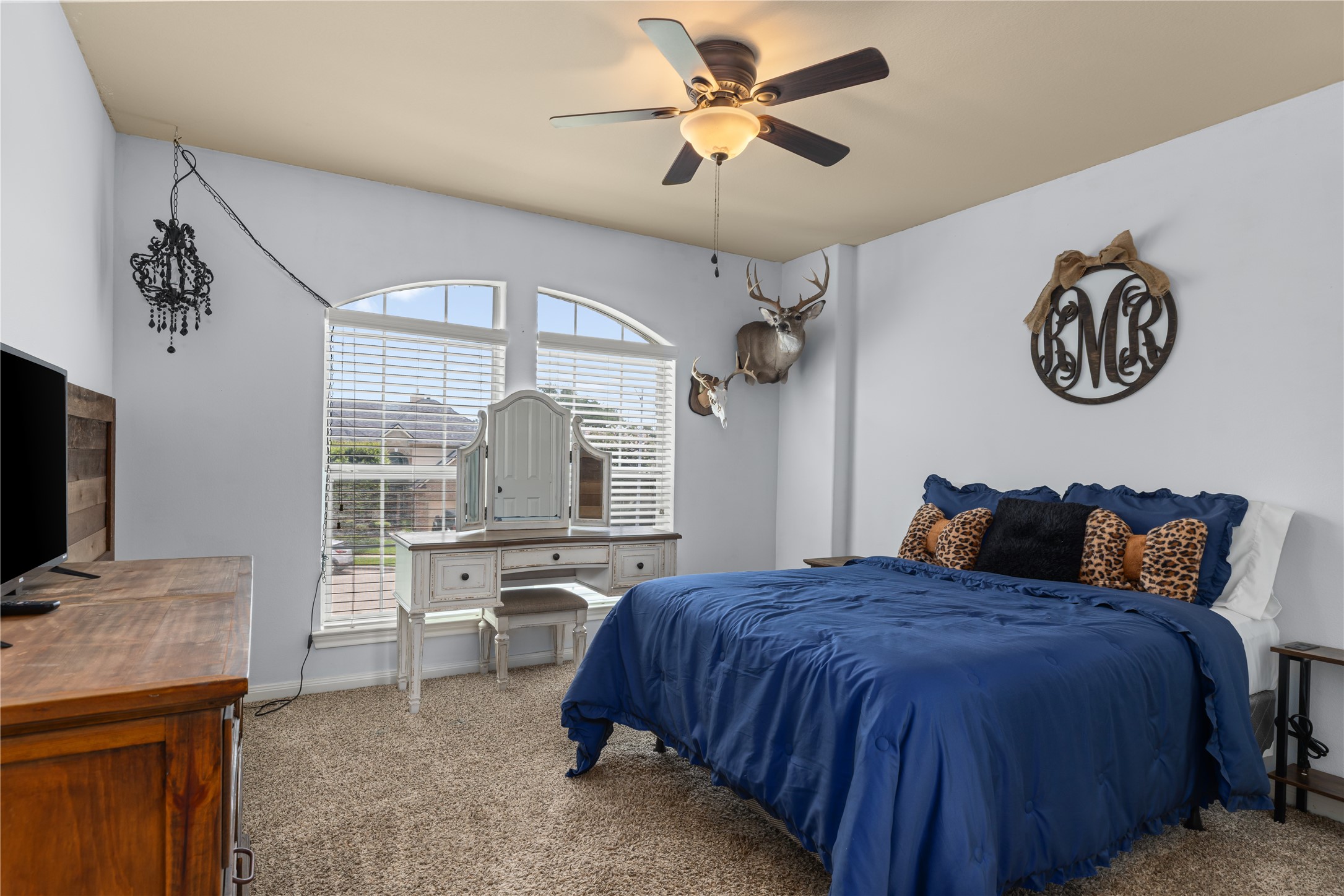 1010 Nantucket Street Pasadena, TX 77503 - Photo 32 of 46 Another secondary bedroom upstairs