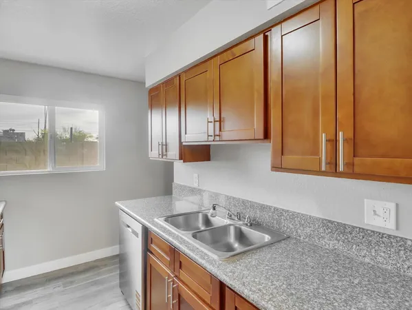 $1,325 | 260 West 8th Avenue, Unit 123, Mesa, AZ 85210
