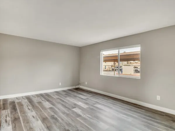 $1,325 | 260 West 8th Avenue, Unit 123, Mesa, AZ 85210