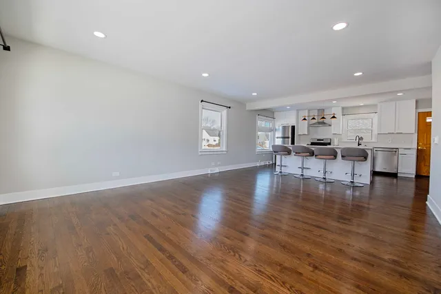 $359,000 | 467 North Haber Court, Northlake, IL 60164