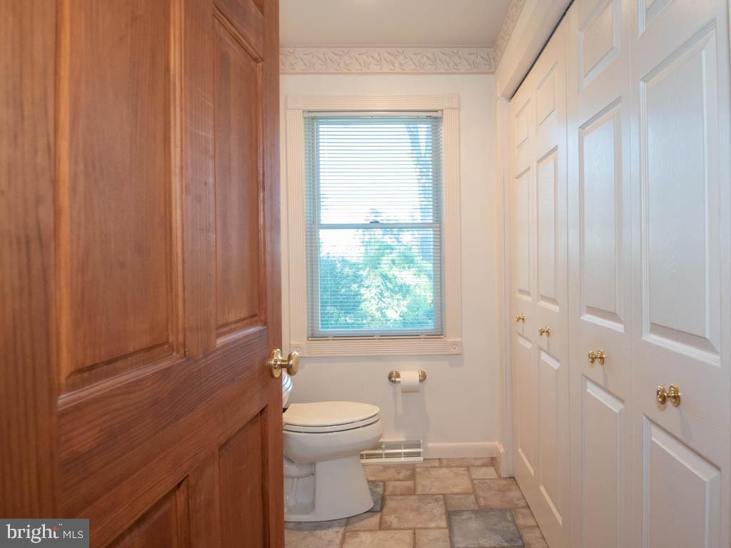 10 Fairmount Road Quarryville, PA 17566 - Photo 24 of 69 Powder Room/Laundry
