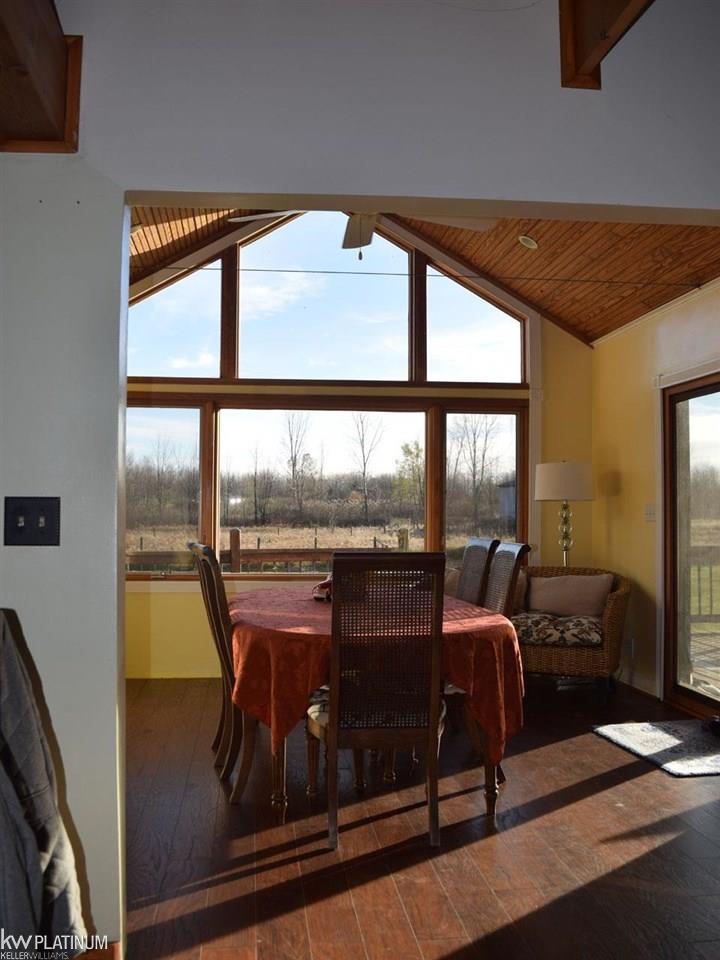 8211 Frith Road Columbus, MI 48063 - Photo 15 of 88 50044135-14.JPG