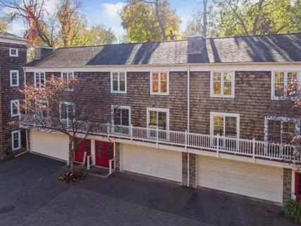 $599,900 | 204 Central Avenue South, Wayzata, MN 55391