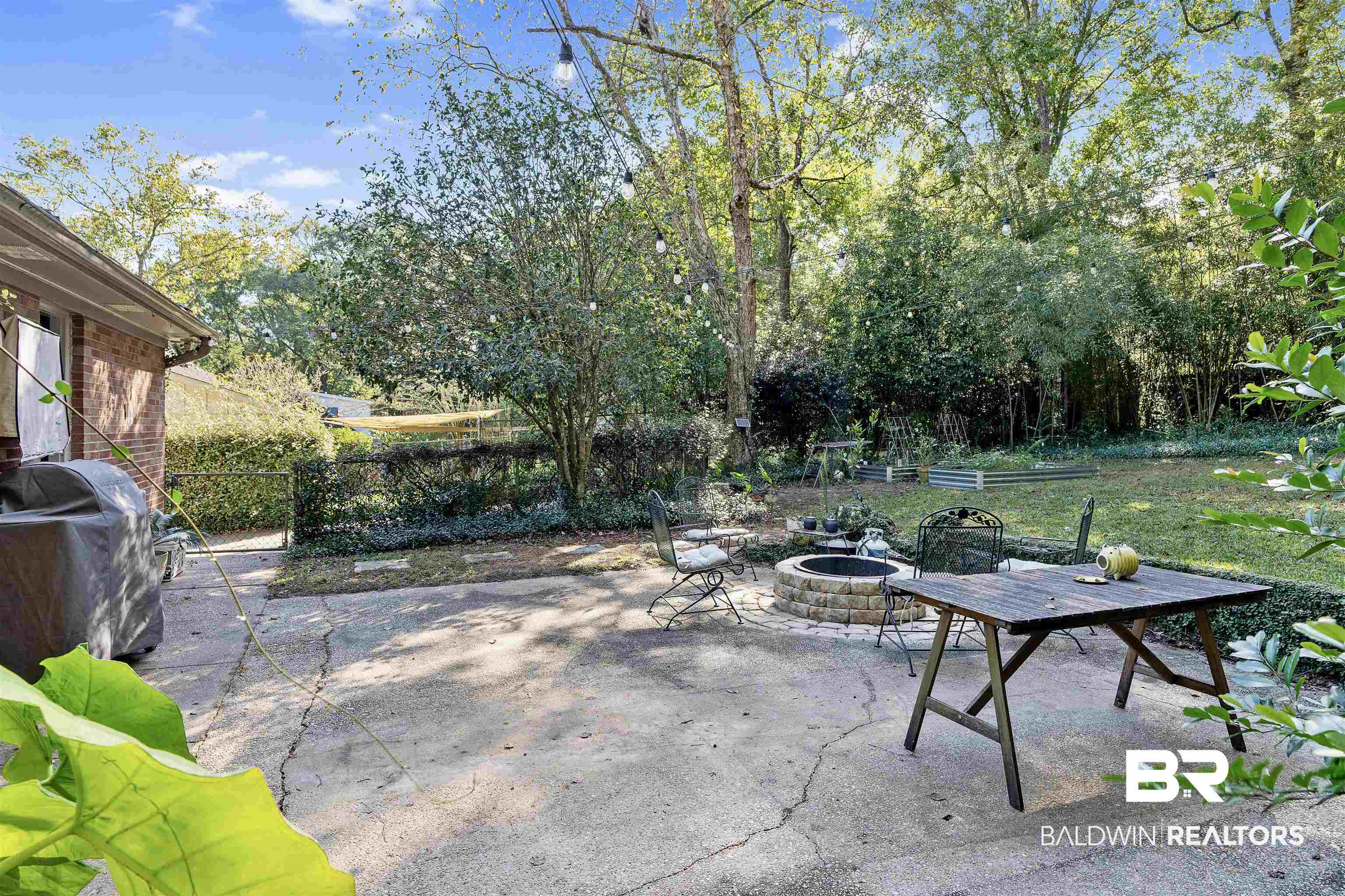 5509 Richmond Road Mobile, AL 36608 - Photo 5 of 27 Back Porch