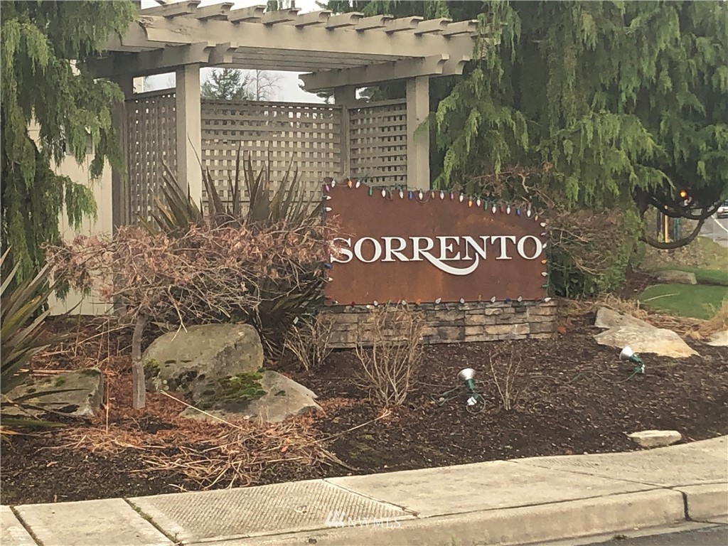 5618 Northeast 4th Court Renton, WA 98059 - Photo 2 of 38