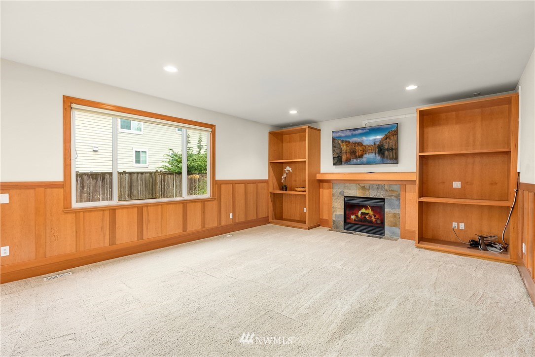 5618 Northeast 4th Court Renton, WA 98059 - Photo 11 of 38