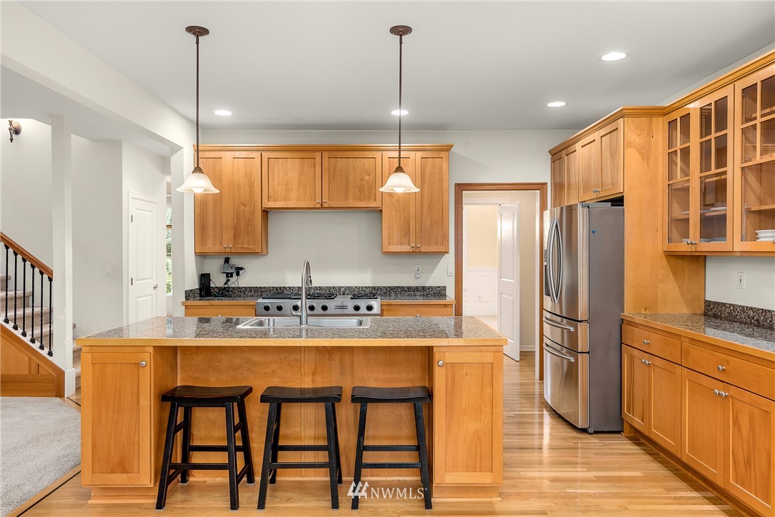 5618 Northeast 4th Court Renton, WA 98059 - Photo 15 of 38