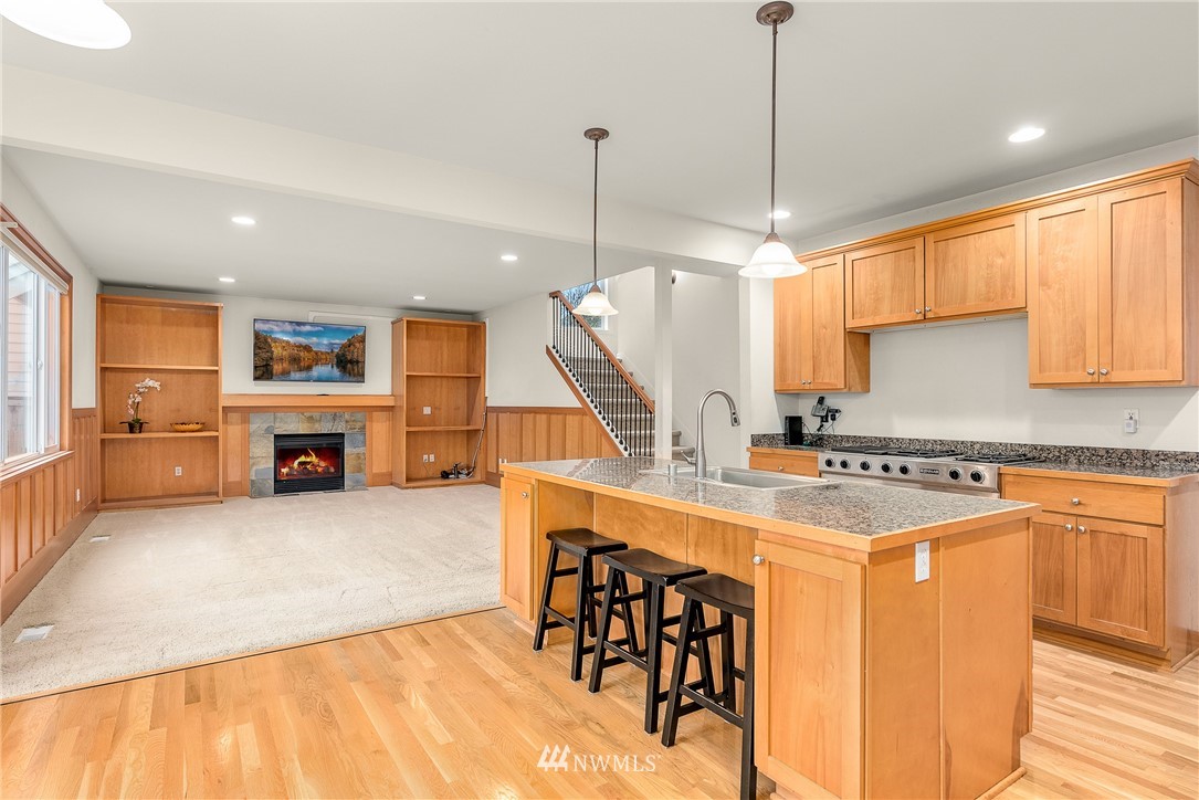 5618 Northeast 4th Court Renton, WA 98059 - Photo 18 of 38