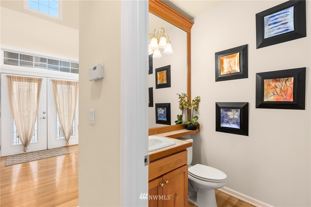 5618 Northeast 4th Court Renton, WA 98059 - Photo 20 of 38