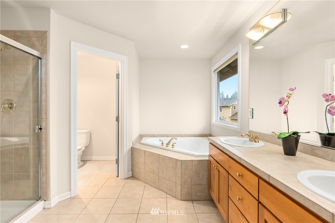 5618 Northeast 4th Court Renton, WA 98059 - Photo 23 of 38