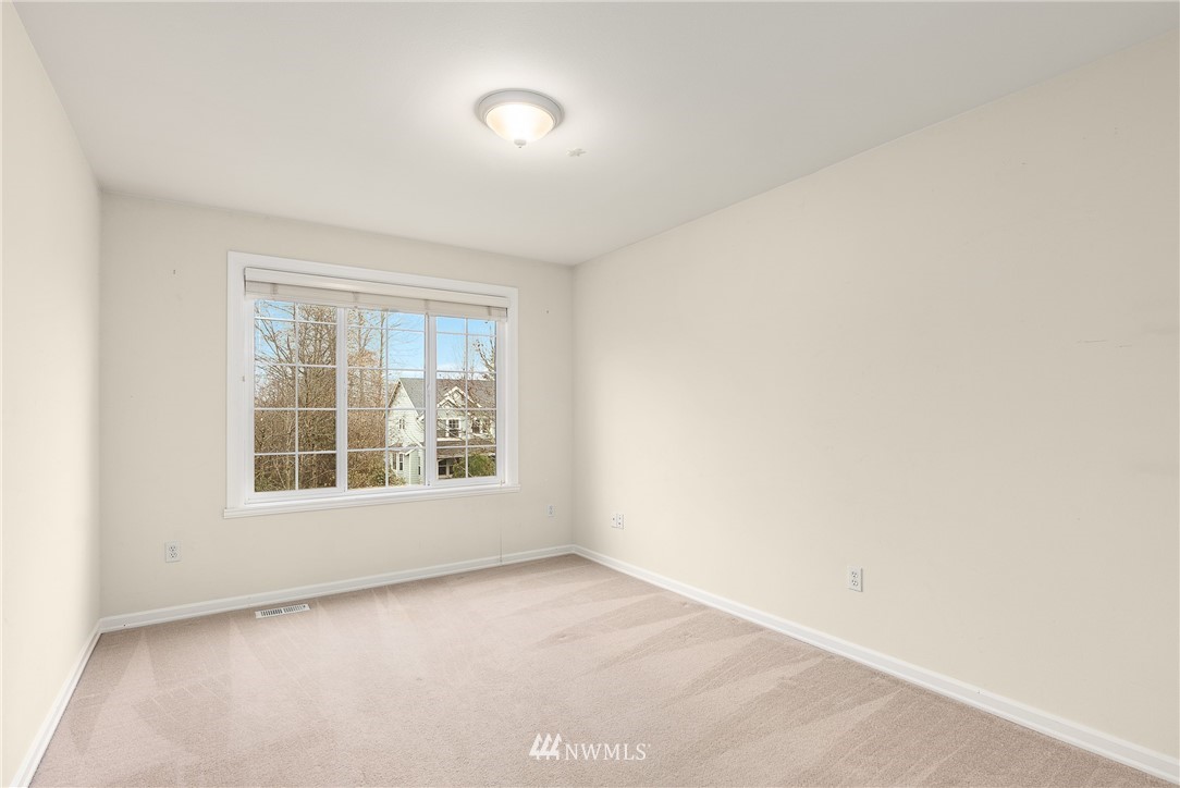 5618 Northeast 4th Court Renton, WA 98059 - Photo 25 of 38