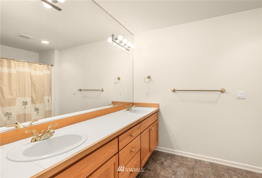 5618 Northeast 4th Court Renton, WA 98059 - Photo 26 of 38
