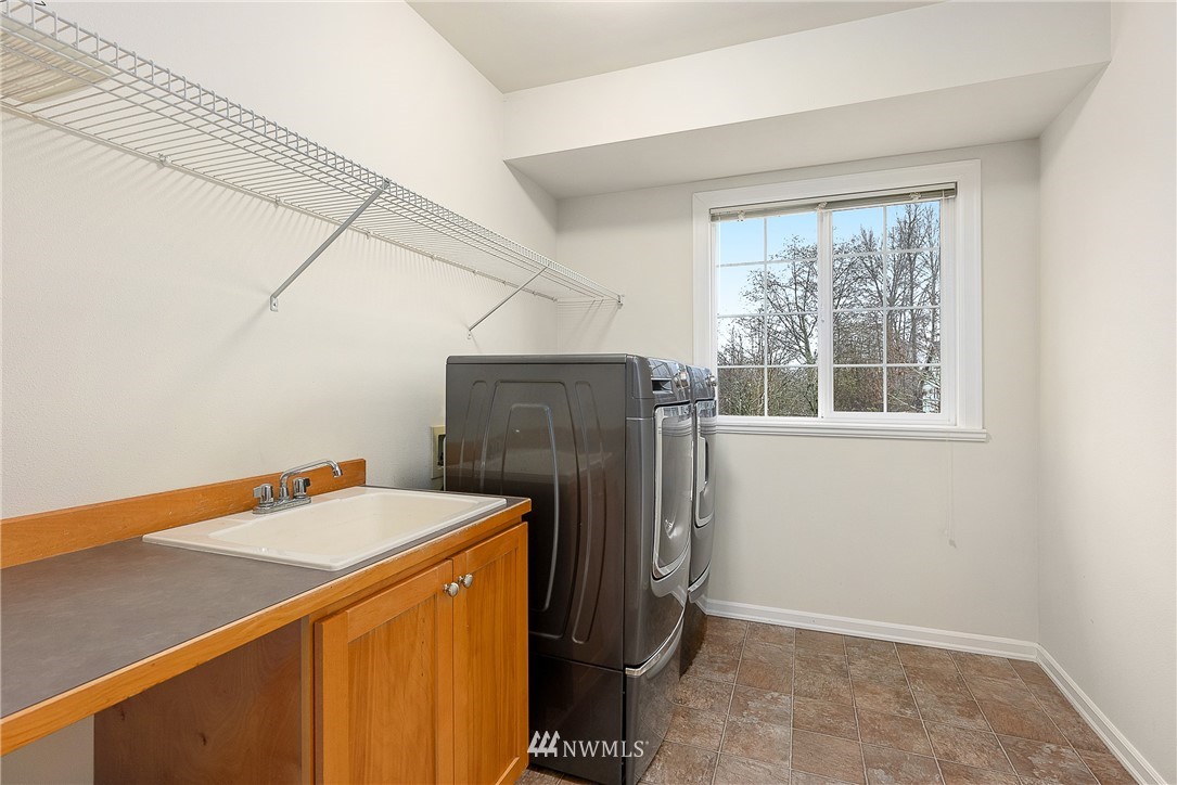 5618 Northeast 4th Court Renton, WA 98059 - Photo 27 of 38