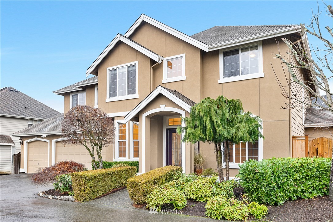 5618 Northeast 4th Court Renton, WA 98059 - Photo 4 of 38