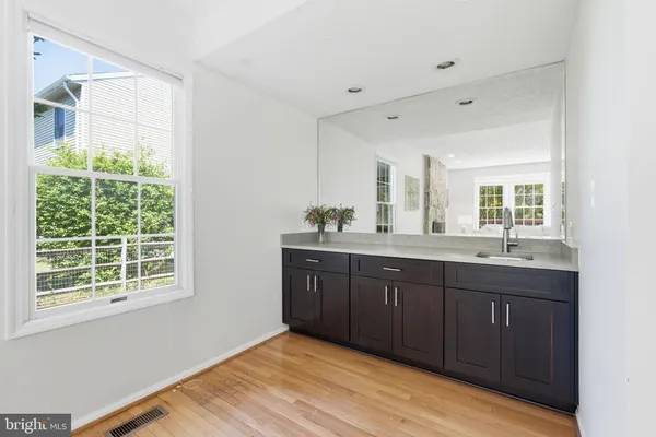 $1,049,900 | 2324 Club Pond Lane, Reston, VA 20191