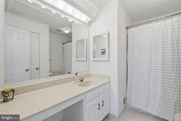 $1,049,900 | 2324 Club Pond Lane, Reston, VA 20191