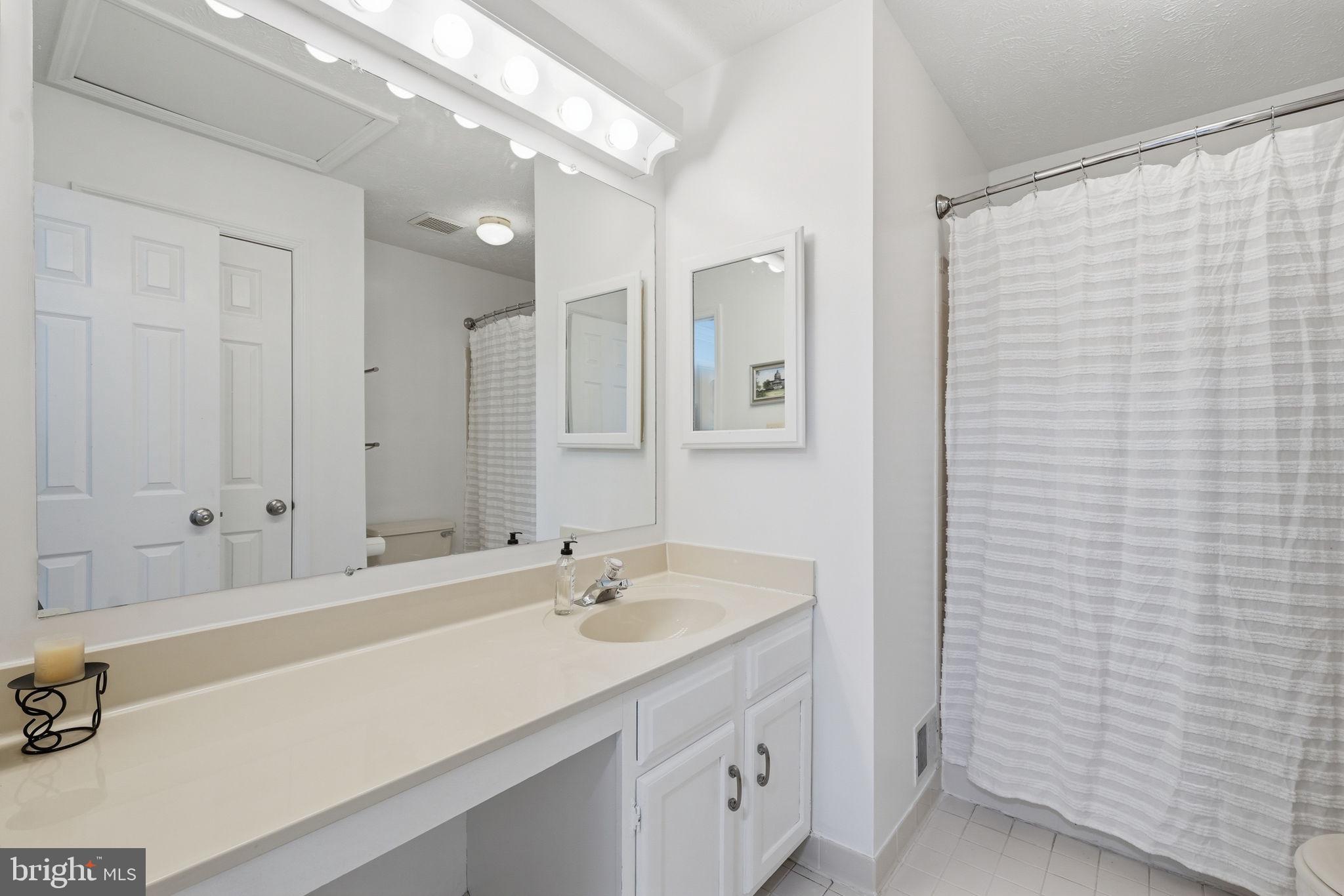 2324 Club Pond Lane Reston, VA 20191 - Photo 28 of 41